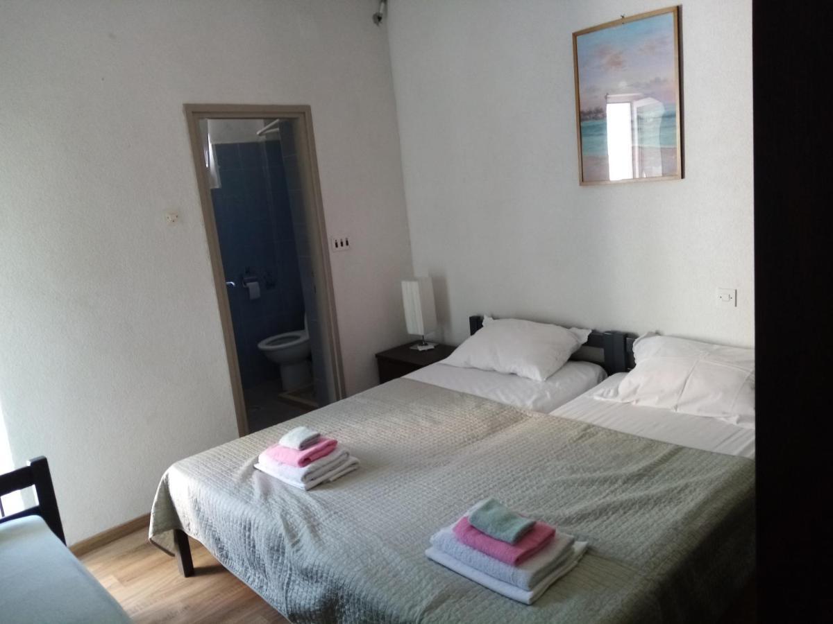 Apartment Sanja Макарска Екстериор снимка