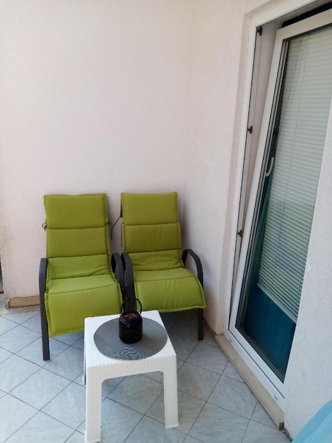Apartment Sanja Макарска Екстериор снимка